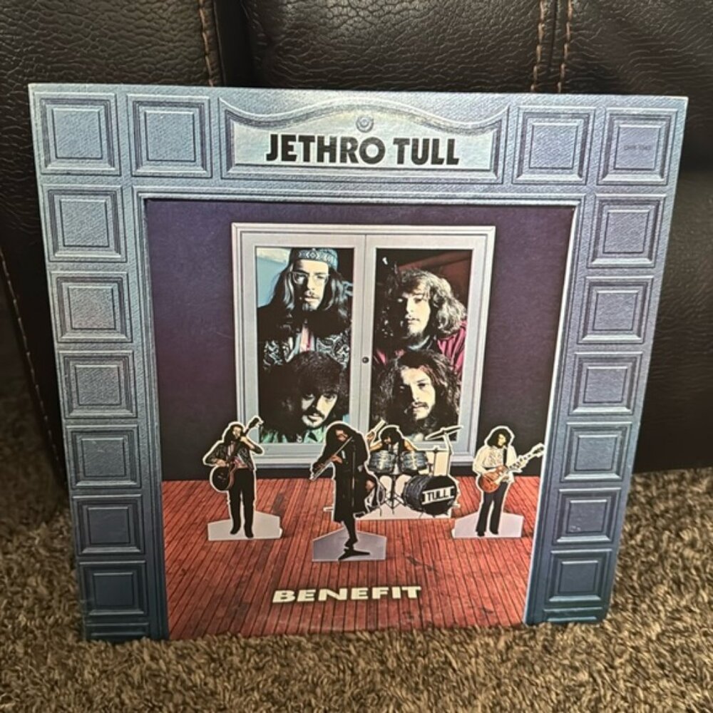 Vintage vinyl record Jethro Tull "Benefit"